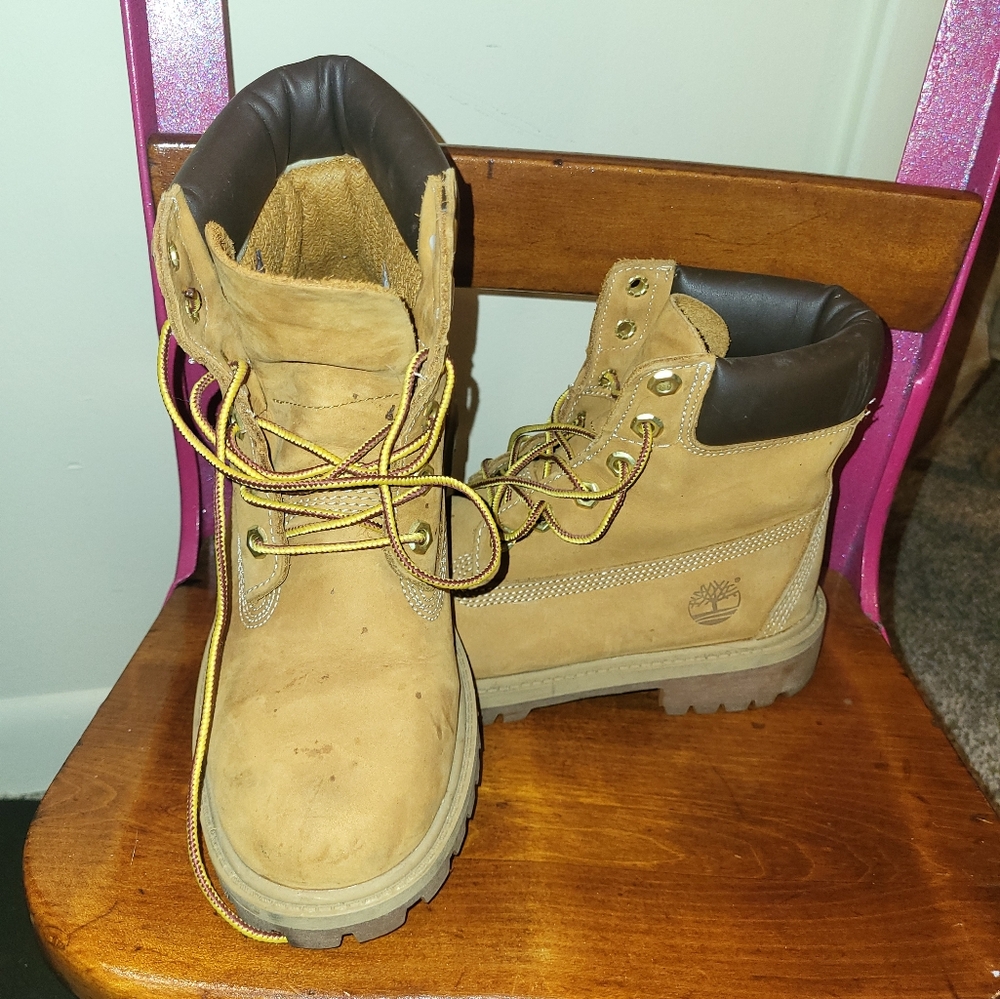 Men's size 4 Timberland boots